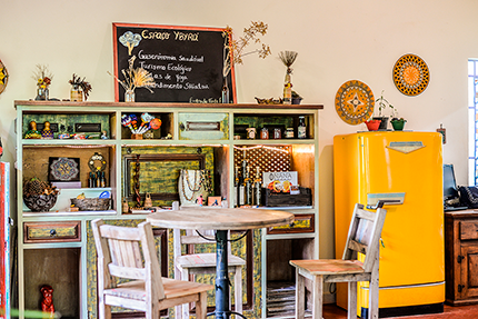 Restaurant interior showcase 1